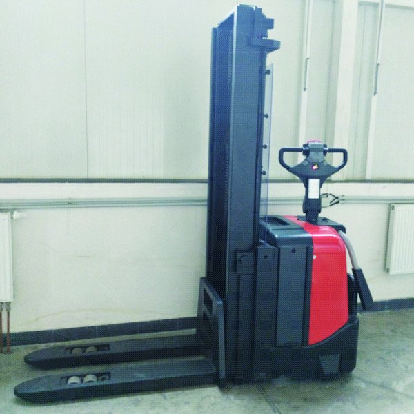 Použitý vysokozdvižný ručně vedený vozík BT HWE 100 S - rozšířený